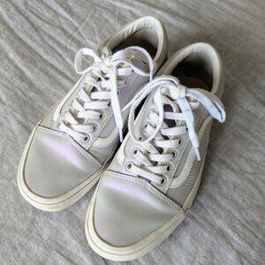 Old Skool Iridescent Pearl Vans in Muted Metallic Grey Purple Size Womens 8